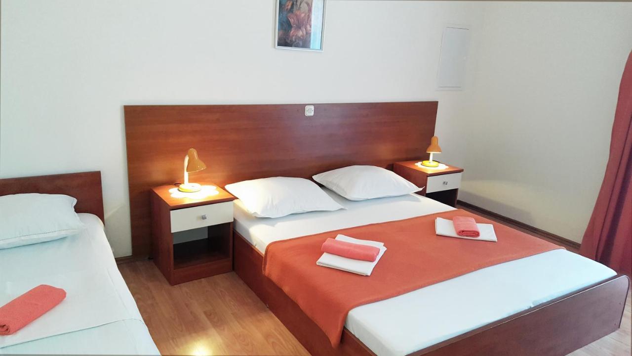 Apartments With A Parking Space Gradac, Makarska - 11332 Exterior foto