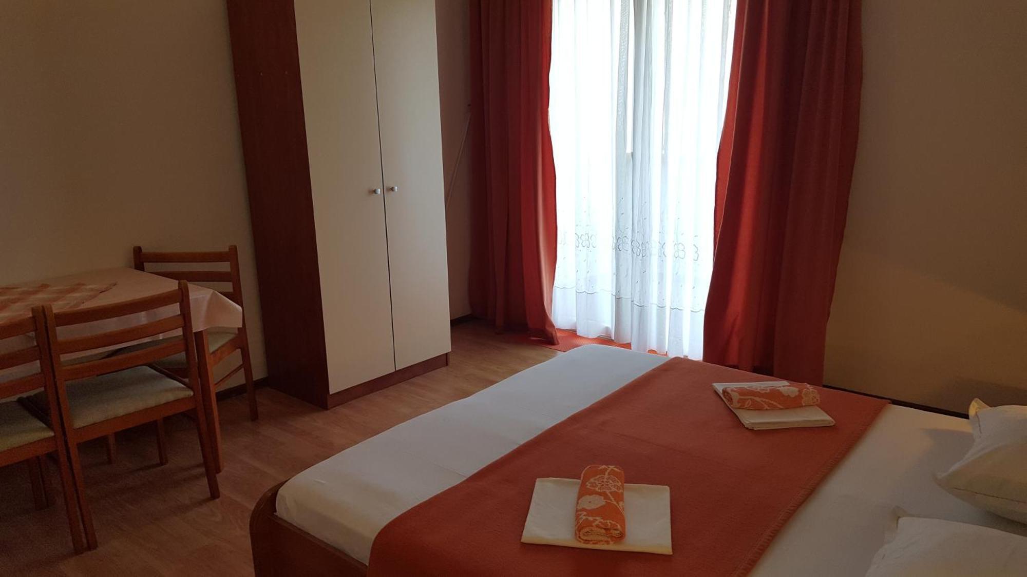 Apartments With A Parking Space Gradac, Makarska - 11332 Gradac  Habitación foto
