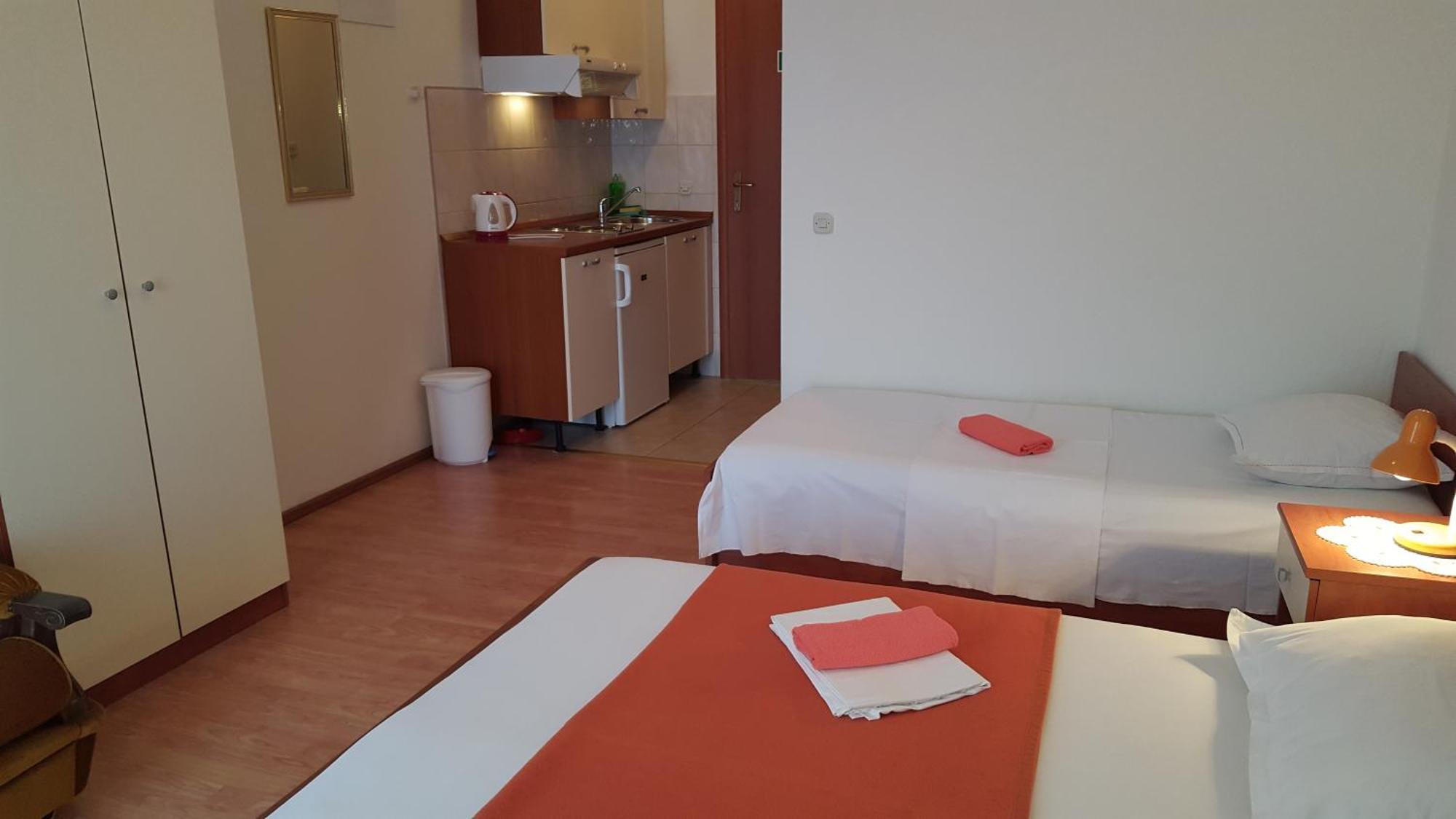 Apartments With A Parking Space Gradac, Makarska - 11332 Gradac  Habitación foto