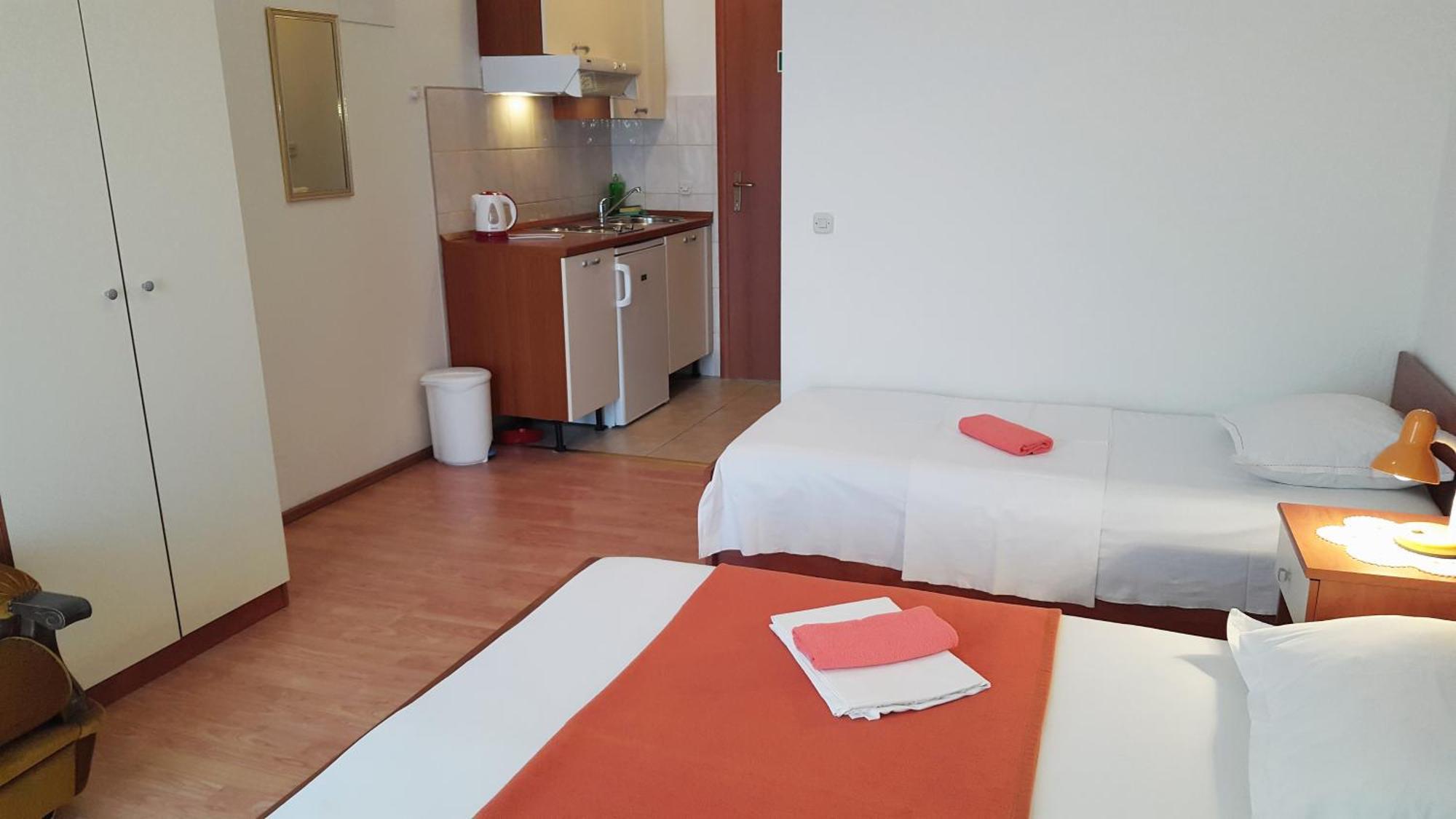 Apartments With A Parking Space Gradac, Makarska - 11332 Exterior foto